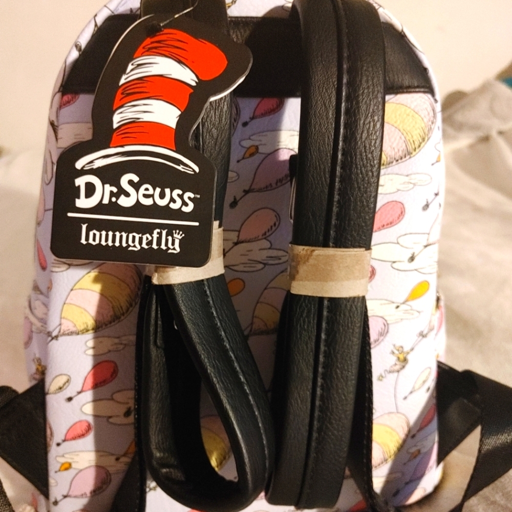 BNWT RARE 707street Exclusive "Oh The Places You'll Go" Dr Seuss Mini - Picture 2 of 4